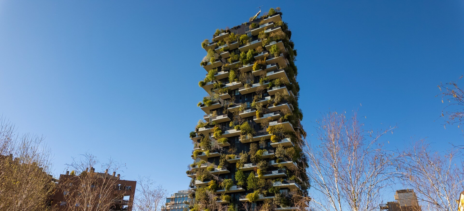 Vertikaler Wald an einem Hochhaus